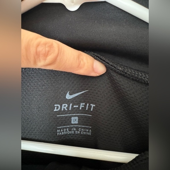 Nike Colorblock Pullover - Picture 2 of 8